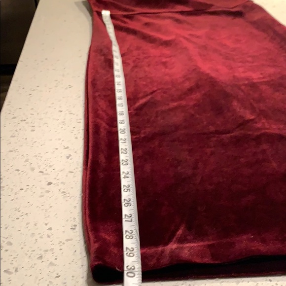 Velvet dress - Picture 7 of 8